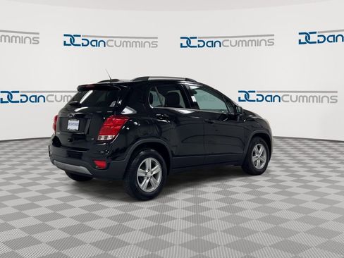 Used 2020 Chevrolet Trax LT FWD image 8