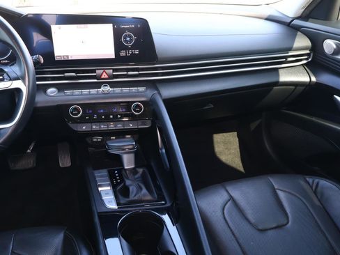 Used 2023 Hyundai Elantra Limited w/ Cargo Package FWD image 11