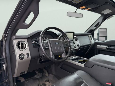 Used 2013 Ford F350 Lariat w/ Chrome Pkg image 9