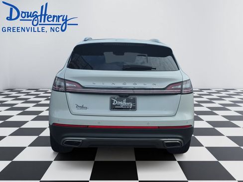 Used 2022 Lincoln Nautilus Reserve w/ Equipment Group 201A FWD image 4