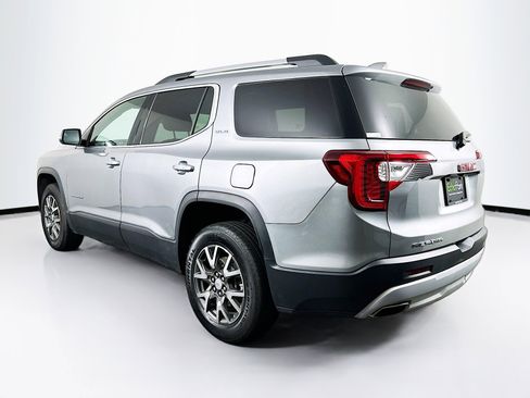 Used 2023 GMC Acadia SLE w/ Driver Convenience Package image 5