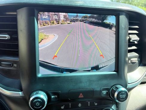 Used 2022 RAM 1500 Big Horn RWD image 16