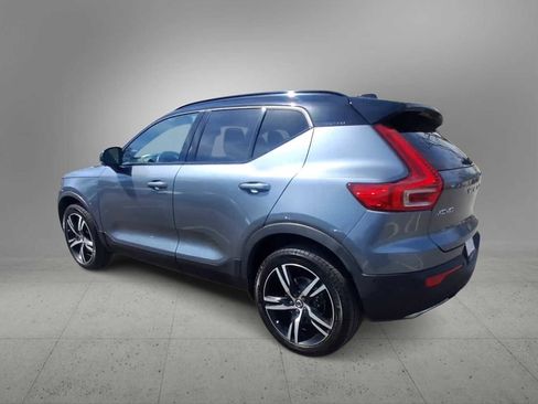 Used 2019 Volvo XC40 T5 R-Design AWD/4WD image 6