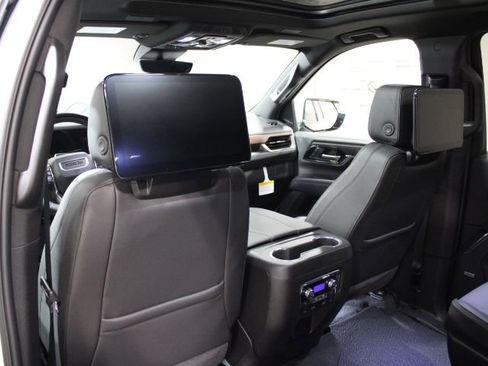 New 2026 GMC Yukon XL Denali AWD/4WD image 64