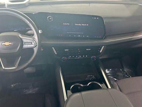 Used 2025 Chevrolet Tahoe LS image 10