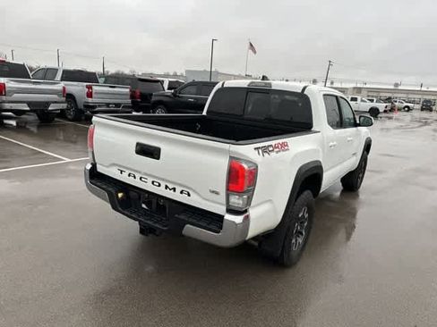 Used 2023 Toyota Tacoma TRD Off-Road image 18