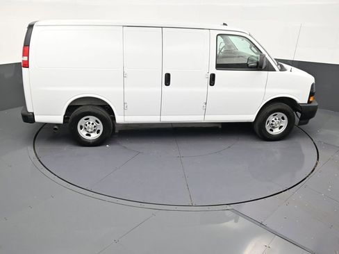 Used 2025 Chevrolet Express 2500 w/ Driver Convenience Package RWD image 18
