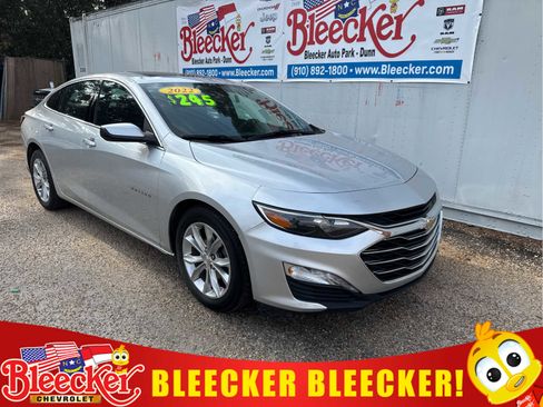 Used 2022 Chevrolet Malibu LT image 1