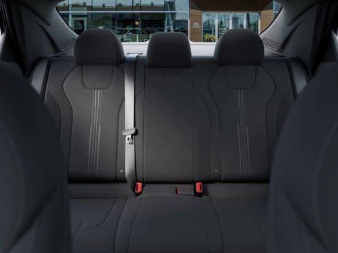 Certified 2025 Hyundai Elantra Sport image 23