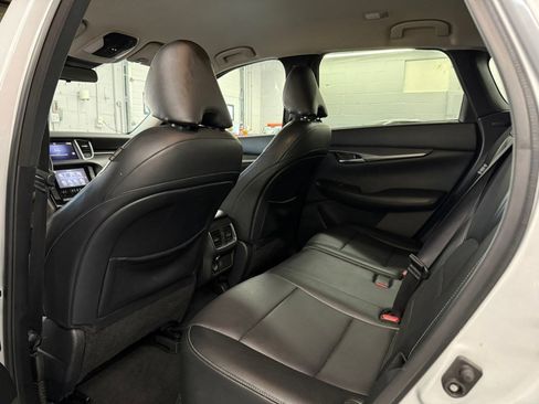 Used 2021 INFINITI QX50 Pure image 31