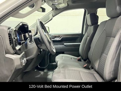 Used 2022 Chevrolet Silverado 1500 LT AWD/4WD image 11