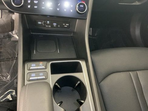 Used 2025 Hyundai Sonata Limited image 21