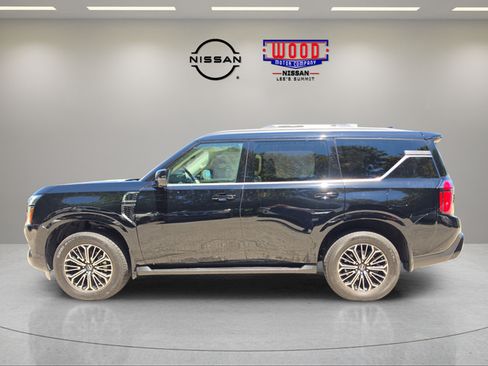 Used 2025 Nissan Armada Platinum AWD/4WD image 5