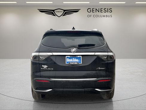 Used 2023 Buick Enclave Avenir FWD image 4