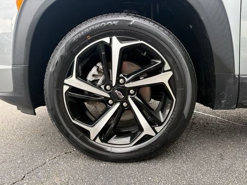 Used 2023 Chevrolet TrailBlazer RS AWD/4WD image 13