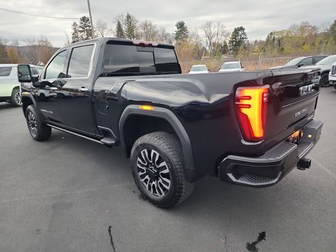 Certified 2024 GMC Sierra 2500 Denali Ultimate image 6