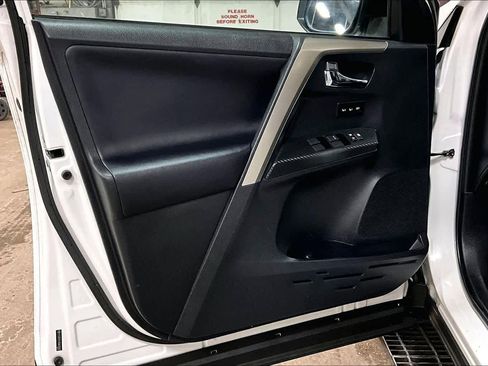 Used 2013 Toyota RAV4 Limited image 20