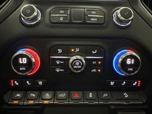 Used 2021 GMC Sierra 1500 AT4 w/ AT4 Premium Package AWD/4WD image 20