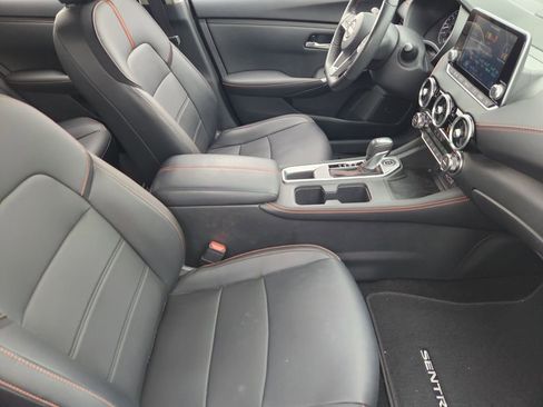 Used 2024 Nissan Sentra SR w/ SR Premium Package FWD image 11