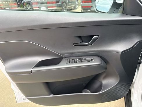 New 2026 Hyundai Kona SE FWD image 23