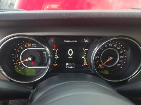 Used 2020 Jeep Gladiator Sport w/ Quick Order Package 24S image 10
