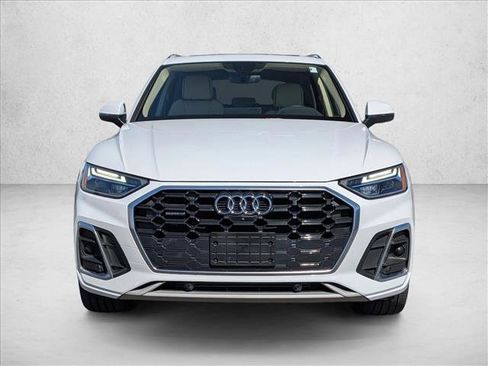 Certified 2023 Audi Q5 2.0T Premium Plus w/ Premium Plus Package image 2