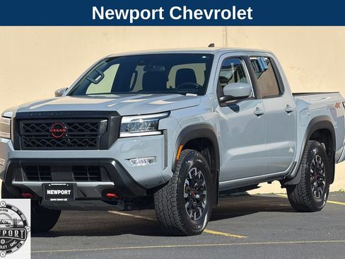 Used 2024 Nissan Frontier PRO-4X w/ Off-Road Protection Package image 9