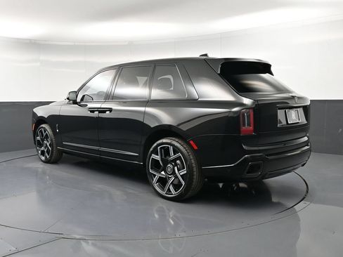 New 2027 Rolls-Royce Cullinan Black Badge AWD/4WD image 3