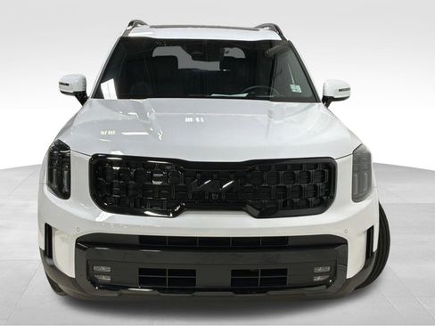Used 2025 Kia Telluride SX Prestige X-Line AWD/4WD image 2