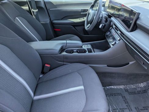 Used 2025 Hyundai Sonata SEL FWD image 30