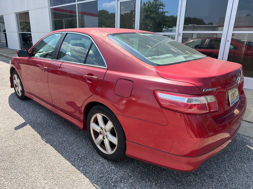 Used 2009 Toyota Camry SE FWD image 2