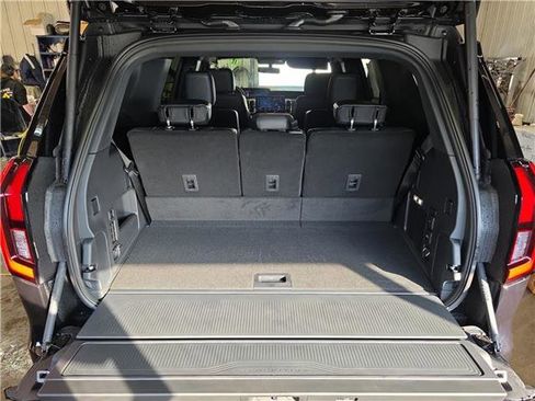 New 2025 Ford Expedition Tremor AWD/4WD image 19