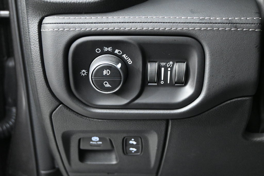 Used 2023 RAM 1500 Limited w/ Night Edition AWD/4WD image 24