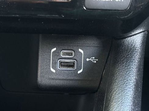 Used 2023 Jeep Compass Latitude AWD/4WD image 22