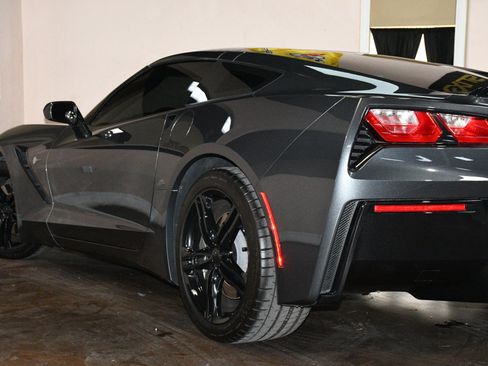 Used 2017 Chevrolet Corvette Stingray Coupe w/ 1LT RWD image 57