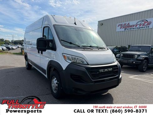 Used 2023 RAM ProMaster 2500 FWD image 1