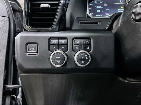 Used 2022 GMC Sierra 1500 AT4 w/ AT4 Preferred Package AWD/4WD image 19