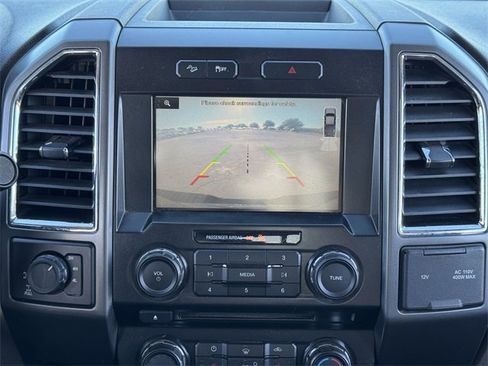 Used 2015 Ford F150 XLT w/ Equipment Group 302A Luxury image 17