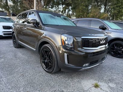 Certified 2022 Kia Telluride SX w/ Towing Package