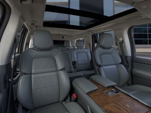 New 2024 Lincoln Navigator Black Label image 10