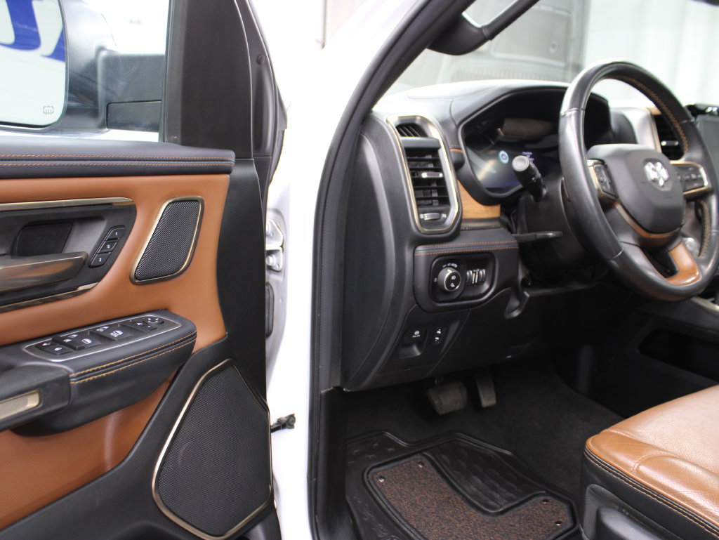 Used 2024 RAM 1500 Limited AWD/4WD image 56
