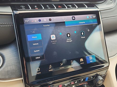 New 2025 Jeep Grand Cherokee L Limited w/ Luxury Tech Group II image 16