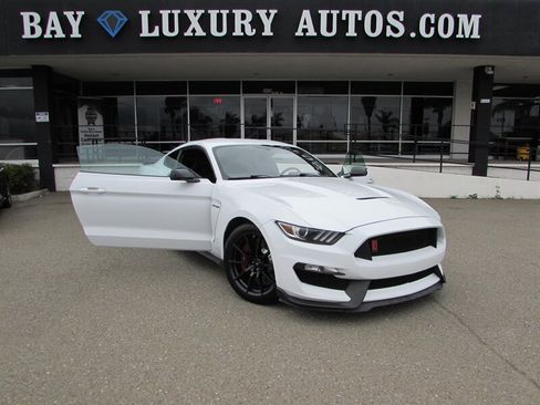 Used 2018 Ford Mustang Shelby GT350 w/ Electronics Package RWD image 20