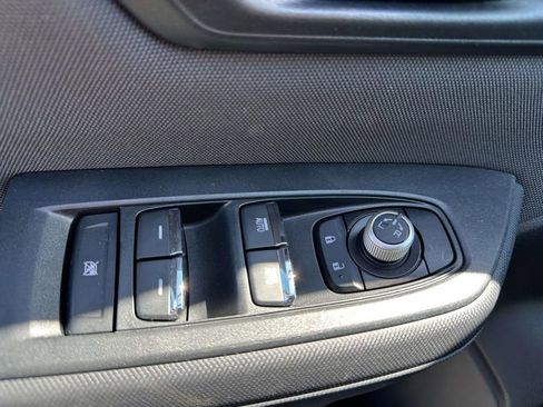 Certified 2025 Subaru Forester Premium AWD/4WD image 32