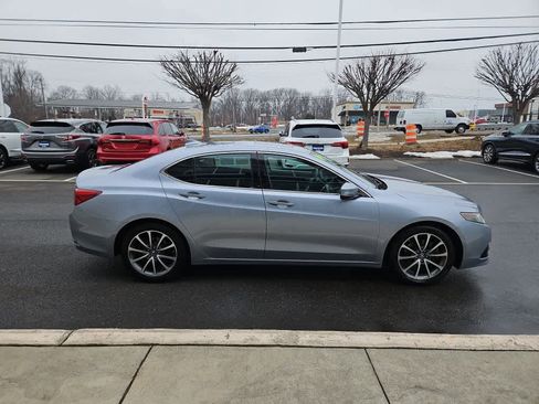 Used 2016 Acura TLX V6 w/ Technology Package image 3