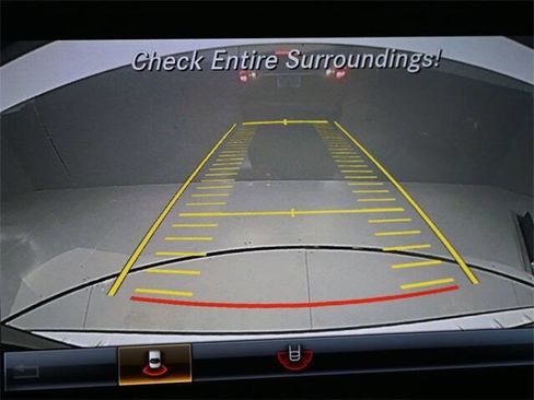 Used 2018 Mercedes-Benz GLA 250 GLA 250 4dr SUV w/ Premium Package image 22