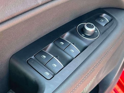 Used 2023 Alfa Romeo Stelvio Veloce AWD/4WD image 18