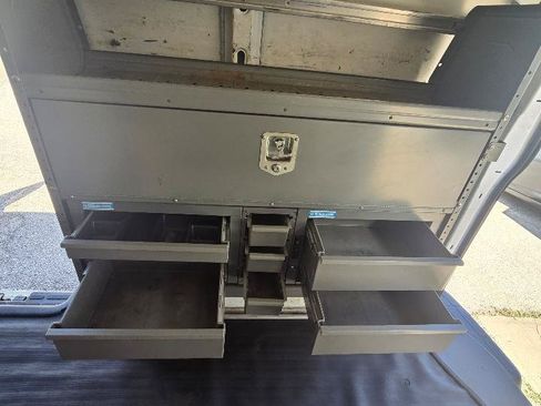 Used 2014 GMC Savana 3500 RWD image 23