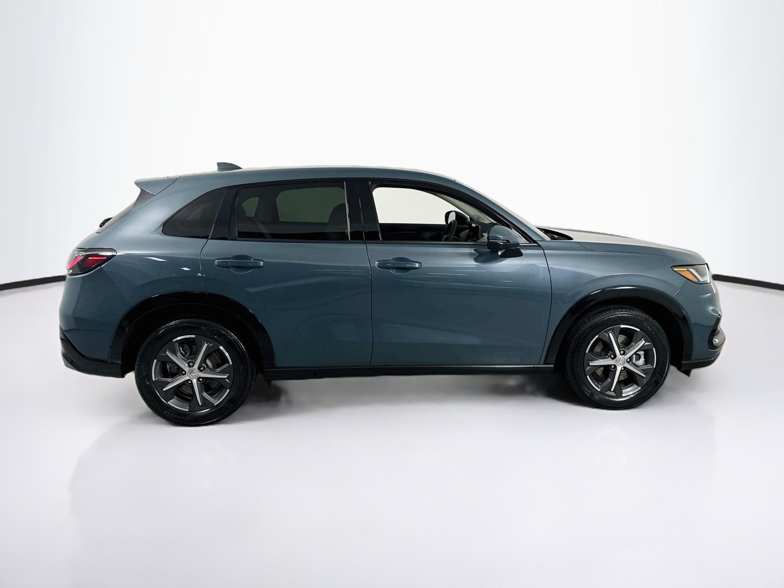 Used 2024 Honda HR-V EX-L image 4