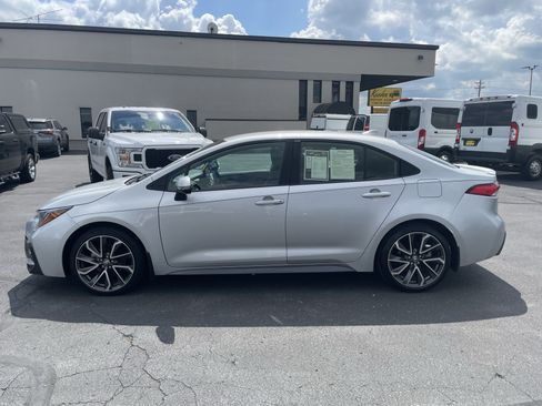 Used 2022 Toyota Corolla SE FWD image 5